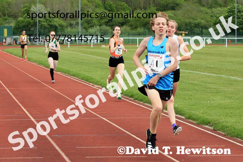 BMC 800 metres, Monday, May 9th, BMC Chester le Street, County Durham. Photo: David T. Hewitson/Sports for All Pics